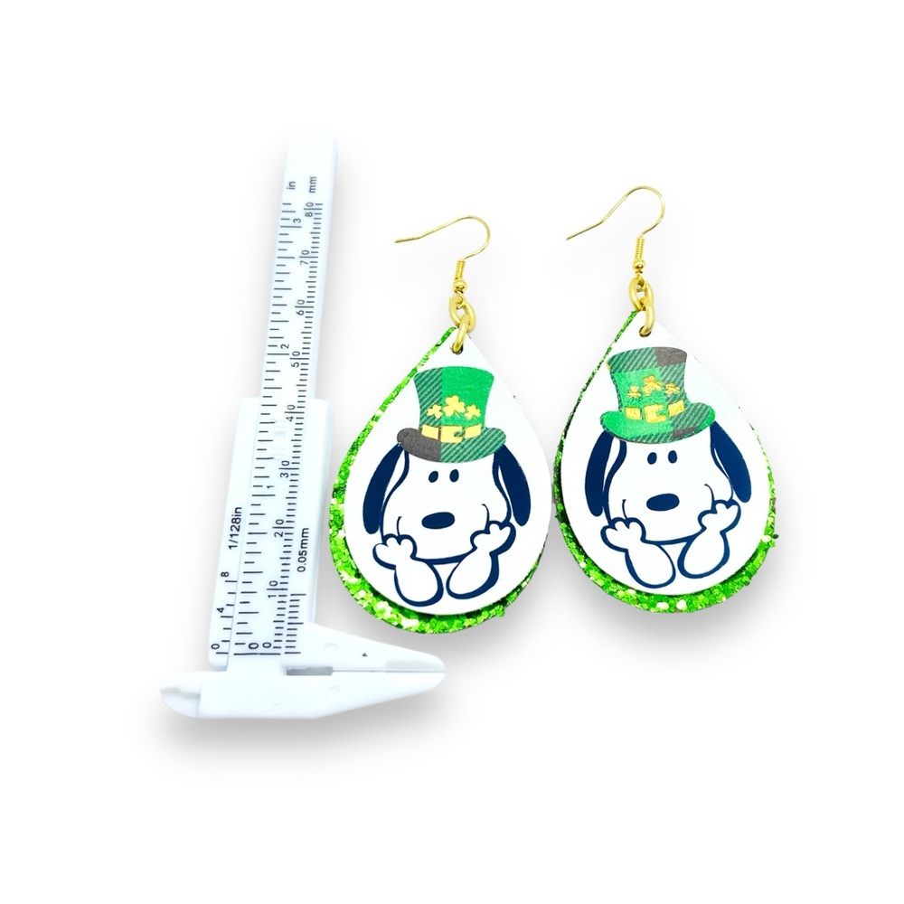 St.Patricks Day Snoopy Faux Leather Teardrop Earrings - Picture 7 of 7
